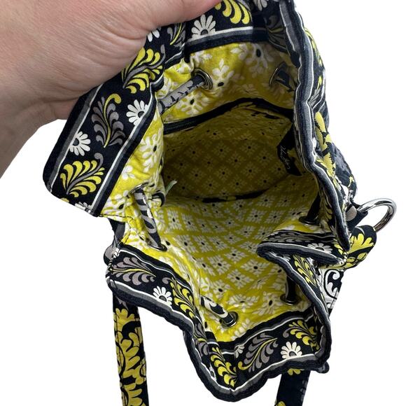 Vera Bradley Quilted Drawstring Shoulder Bag Green Black Floral Paisley Boho - Picture 8 of 9